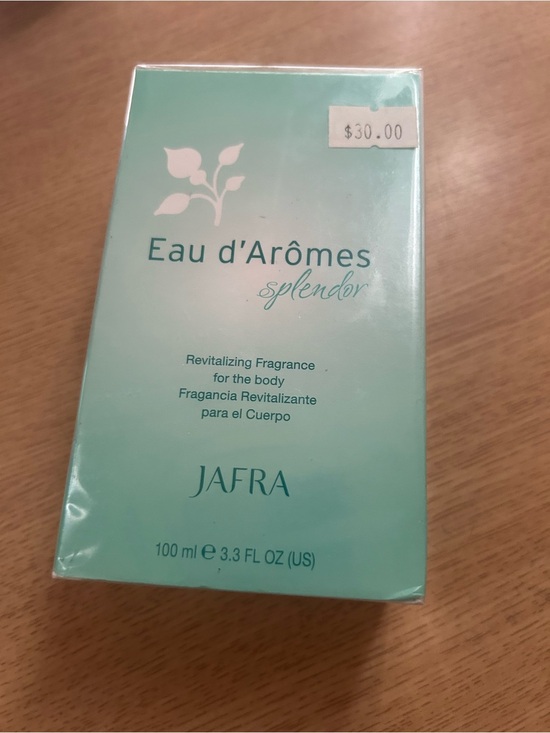JAFRA Other - JAFRA Eau d'Arômes Splendor Revitalizing Fragrance - Mint Green